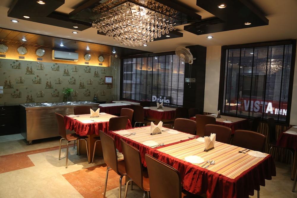 Hotel The Daanish Residency - Karol Bagh Нью-Дели Экстерьер фото