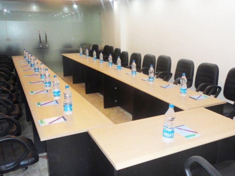 Hotel The Daanish Residency - Karol Bagh Нью-Дели Экстерьер фото
